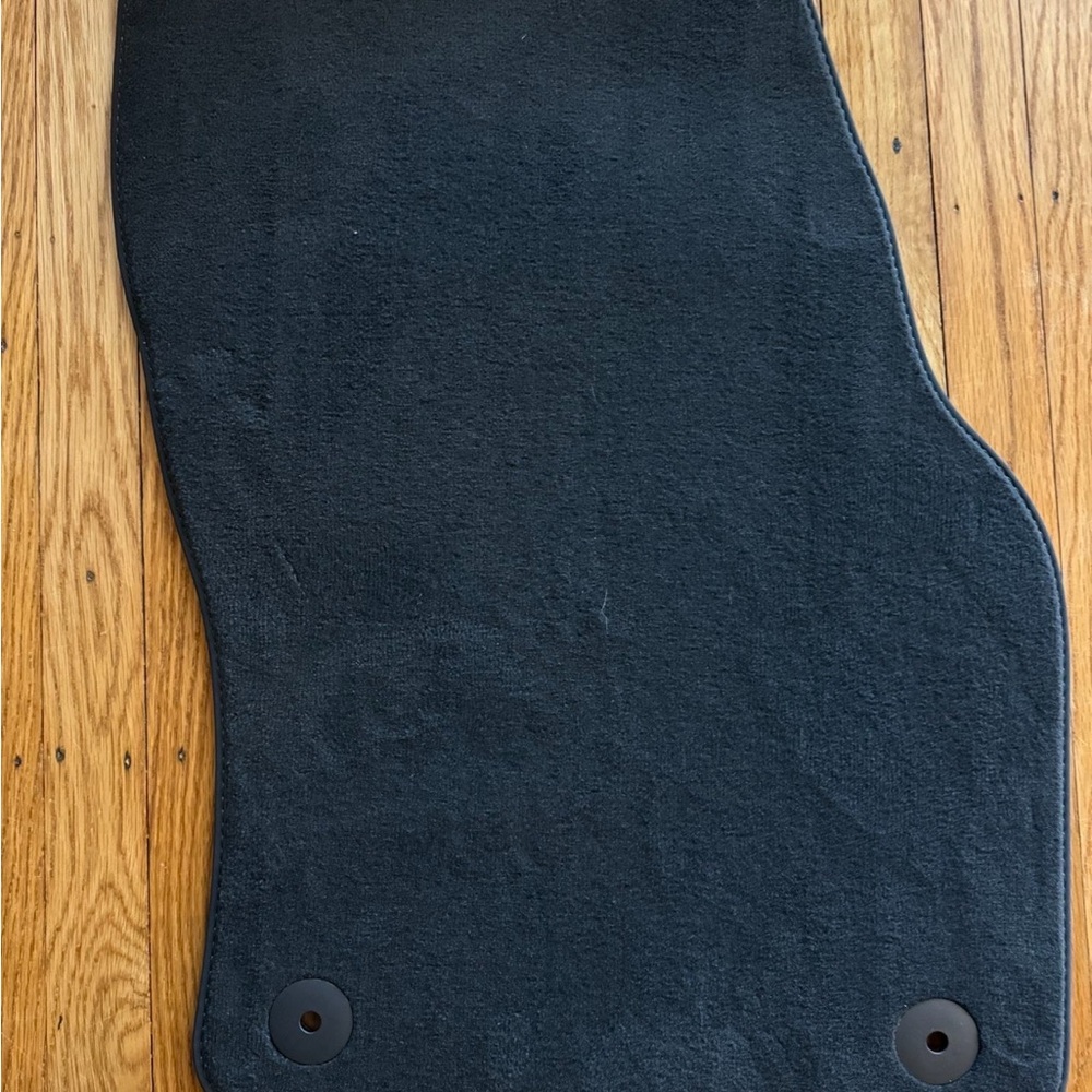 Audi Q3 OEM Black Carpet Car Vehicle Floor Mats A018727 Set of 4 2020-2024 - Picture 2 of 7